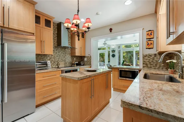 $1,799,999 | 9830 Southwest 69th Avenue, Pinecrest, FL 33156