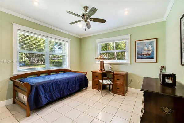 $1,799,999 | 9830 Southwest 69th Avenue, Pinecrest, FL 33156