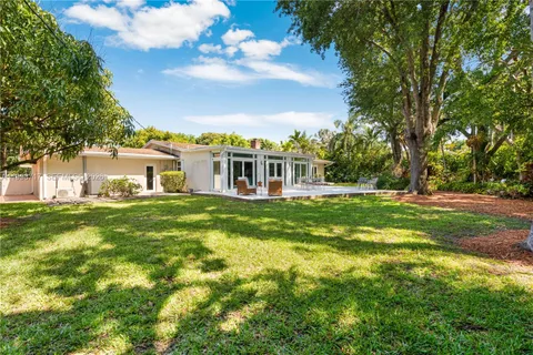 $1,799,999 | 9830 Southwest 69th Avenue, Pinecrest, FL 33156