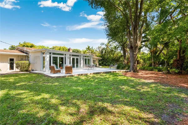 $1,799,999 | 9830 Southwest 69th Avenue, Pinecrest, FL 33156