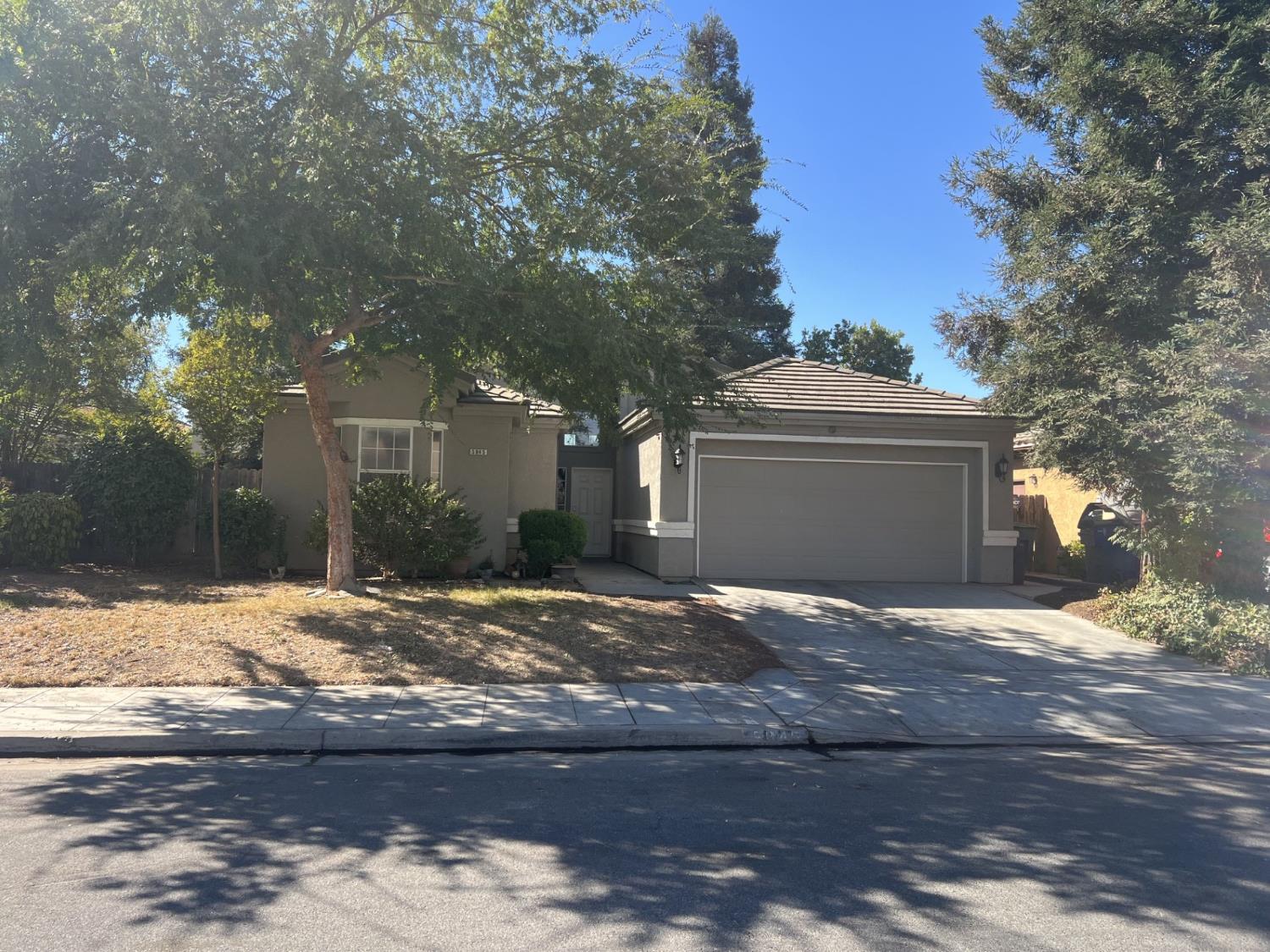 5845 West Decatur Avenue Fresno, CA 93722 - Photo 1 of 13 Gallery Image 1
