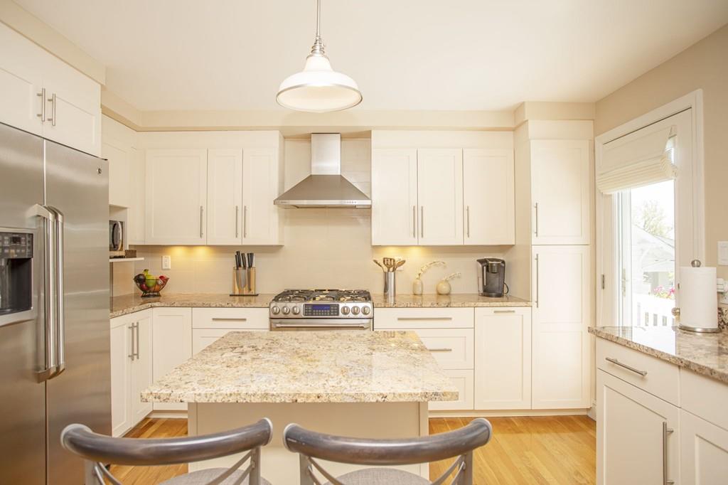 39 Manomet Road Weymouth, MA 02191 - Photo 12 of 40 Gallery Image 12