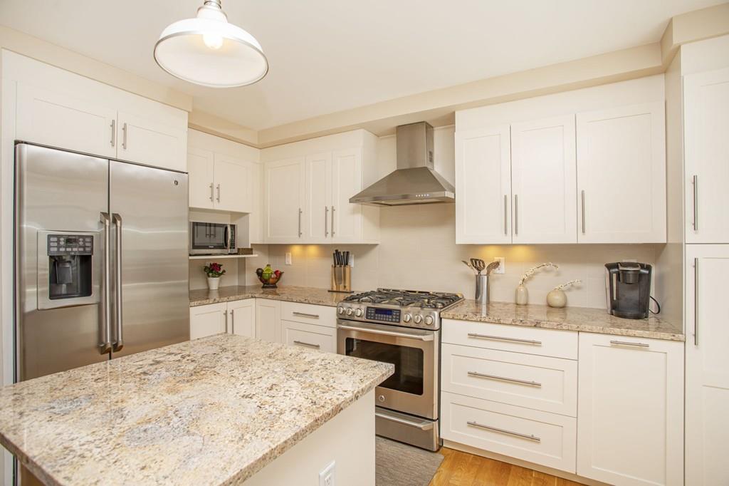 39 Manomet Road Weymouth, MA 02191 - Photo 14 of 40 Gallery Image 14