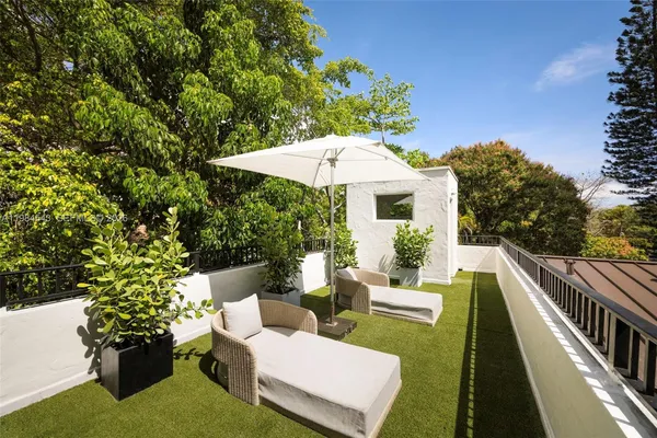 $2,900,000 | 3090 Kirk Street, Coconut Grove, FL 33133