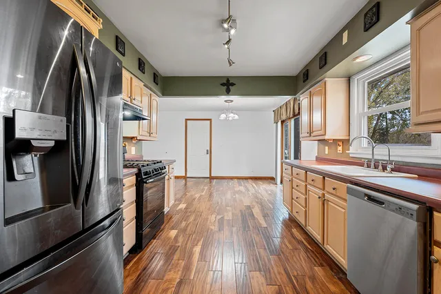 $299,900 | 3608 Menasha Avenue, Manitowoc, WI 54220