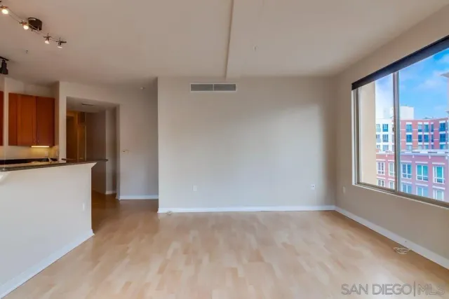 $3,495 | 330 J Street, Unit 508, San Diego, CA 92101
