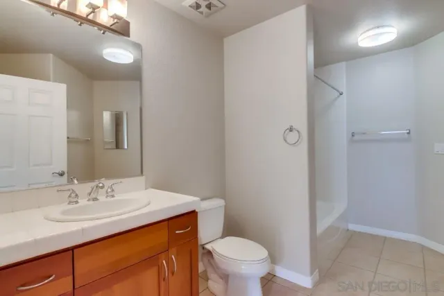 $3,495 | 330 J Street, Unit 508, San Diego, CA 92101