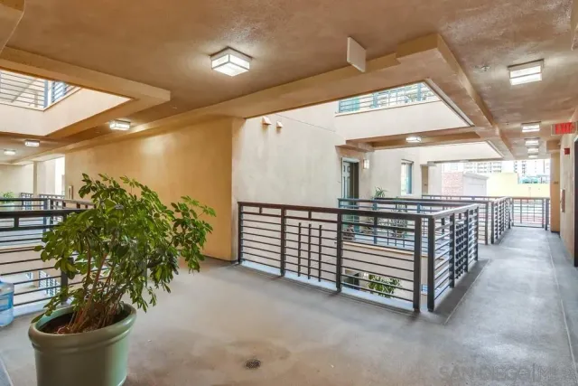 $3,495 | 330 J Street, Unit 508, San Diego, CA 92101