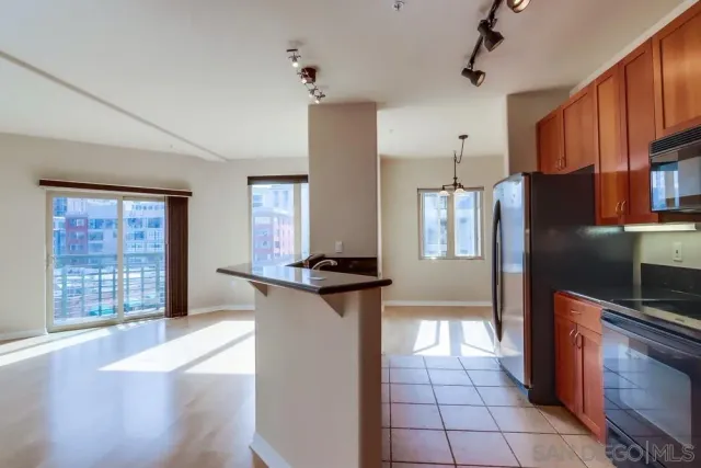 $3,495 | 330 J Street, Unit 508, San Diego, CA 92101