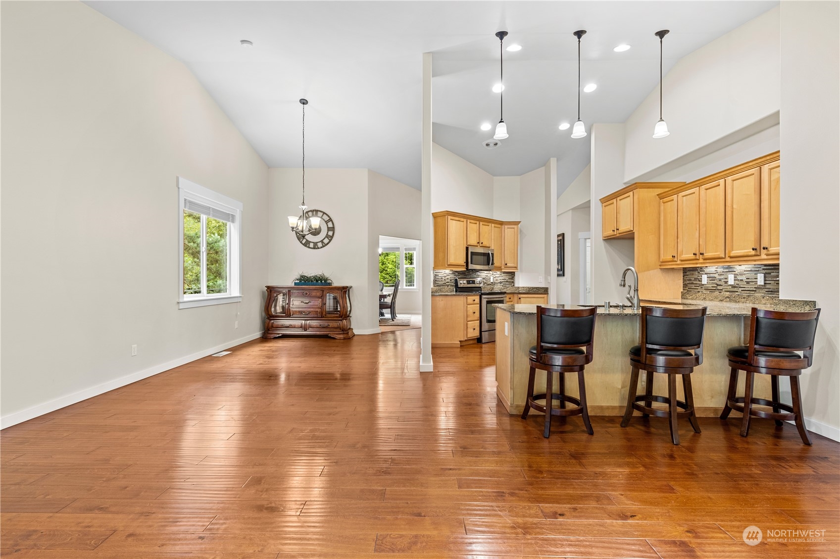 128 Wilson Road Northwest Olympia, WA 98502 - Photo 13 of 40