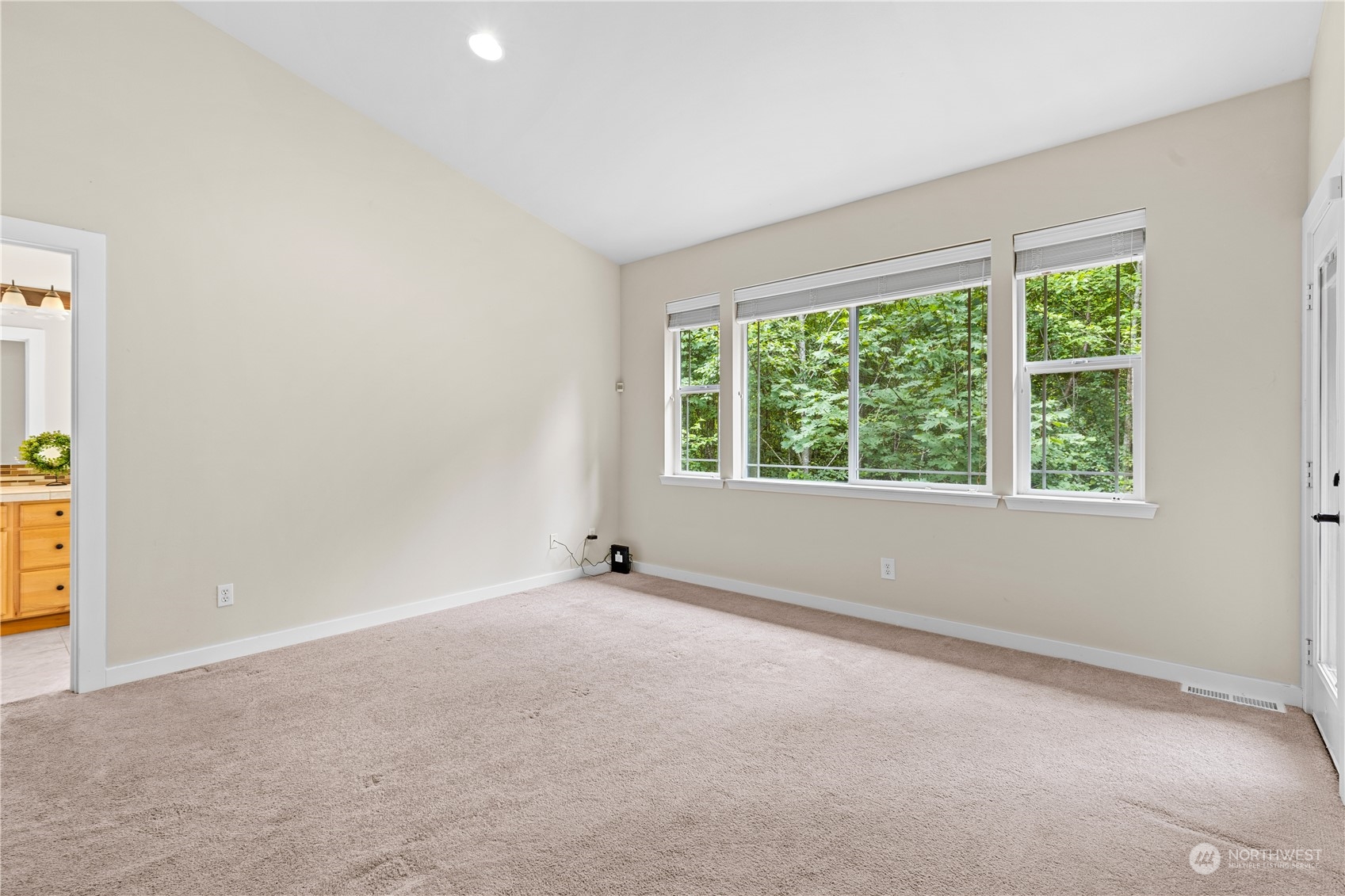 128 Wilson Road Northwest Olympia, WA 98502 - Photo 19 of 40