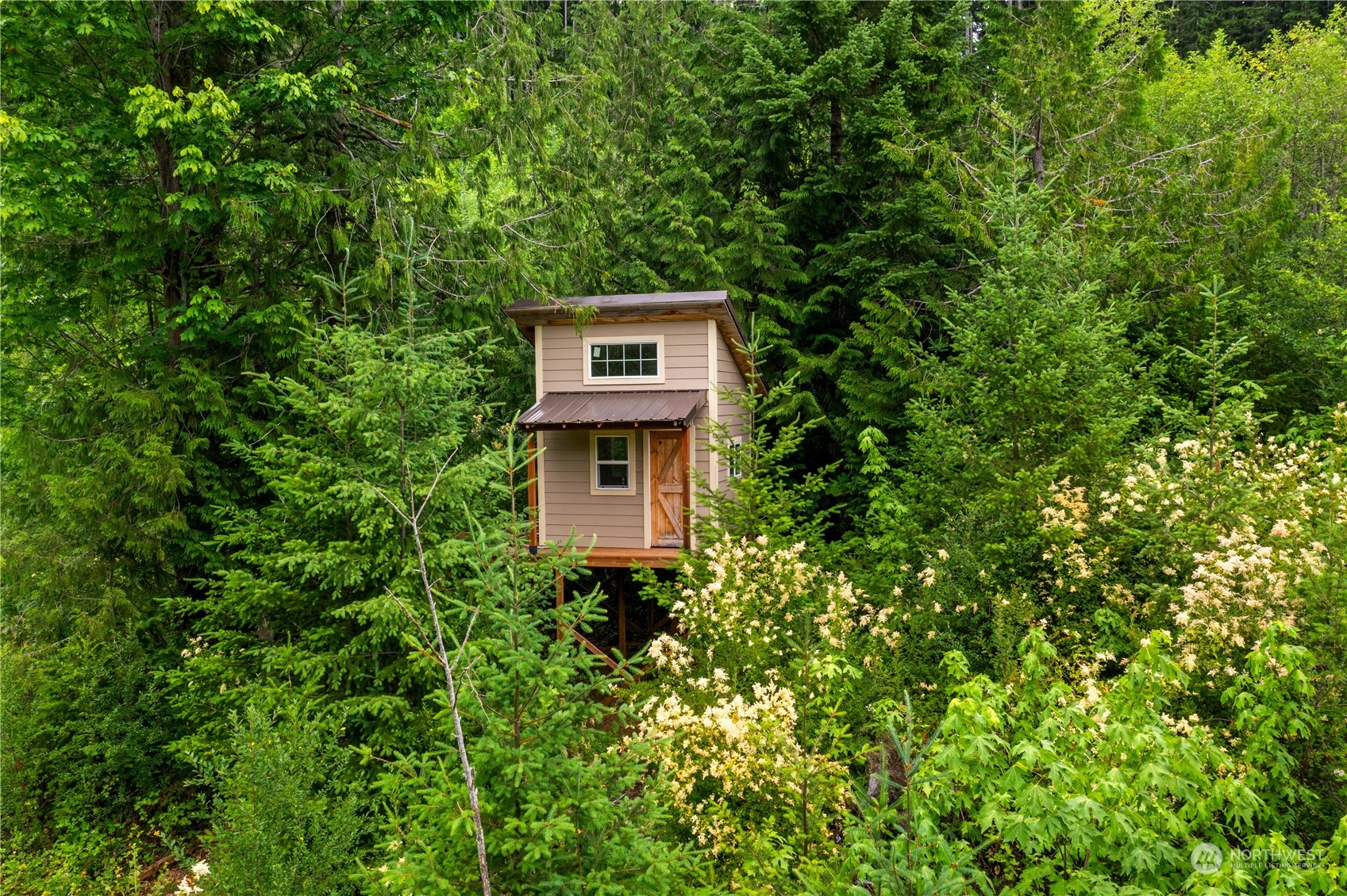 128 Wilson Road Northwest Olympia, WA 98502 - Photo 5 of 40