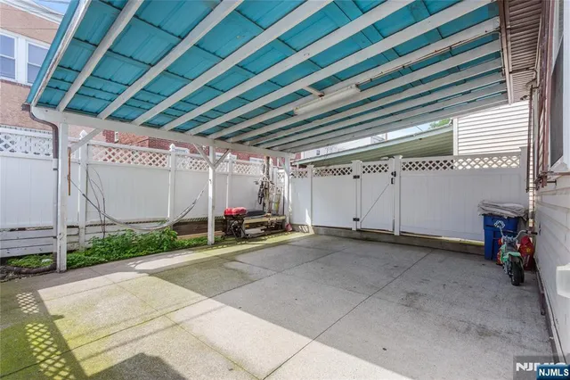 $799,000 | 320 Clifton Avenue, Newark, NJ 07104