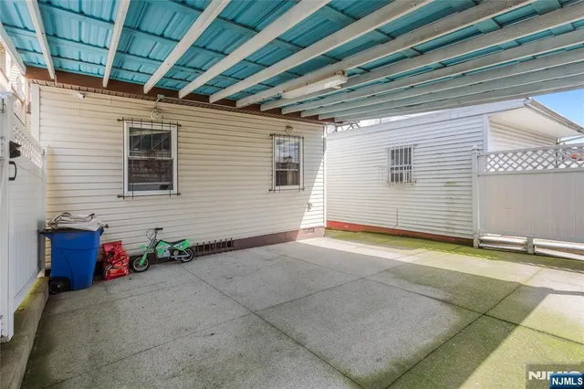 $799,000 | 320 Clifton Avenue, Newark, NJ 07104