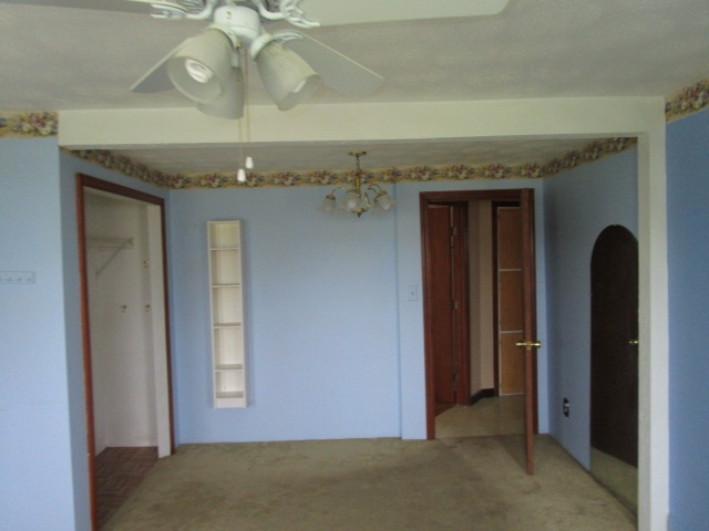 17 Rochambeau Street Manchester, NH 03102 - Photo 16 of 35