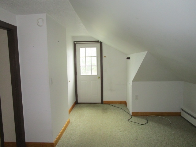 17 Rochambeau Street Manchester, NH 03102 - Photo 21 of 35