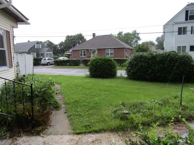 17 Rochambeau Street Manchester, NH 03102 - Photo 35 of 35
