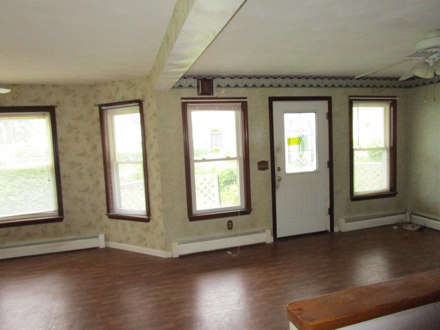 17 Rochambeau Street Manchester, NH 03102 - Photo 8 of 35
