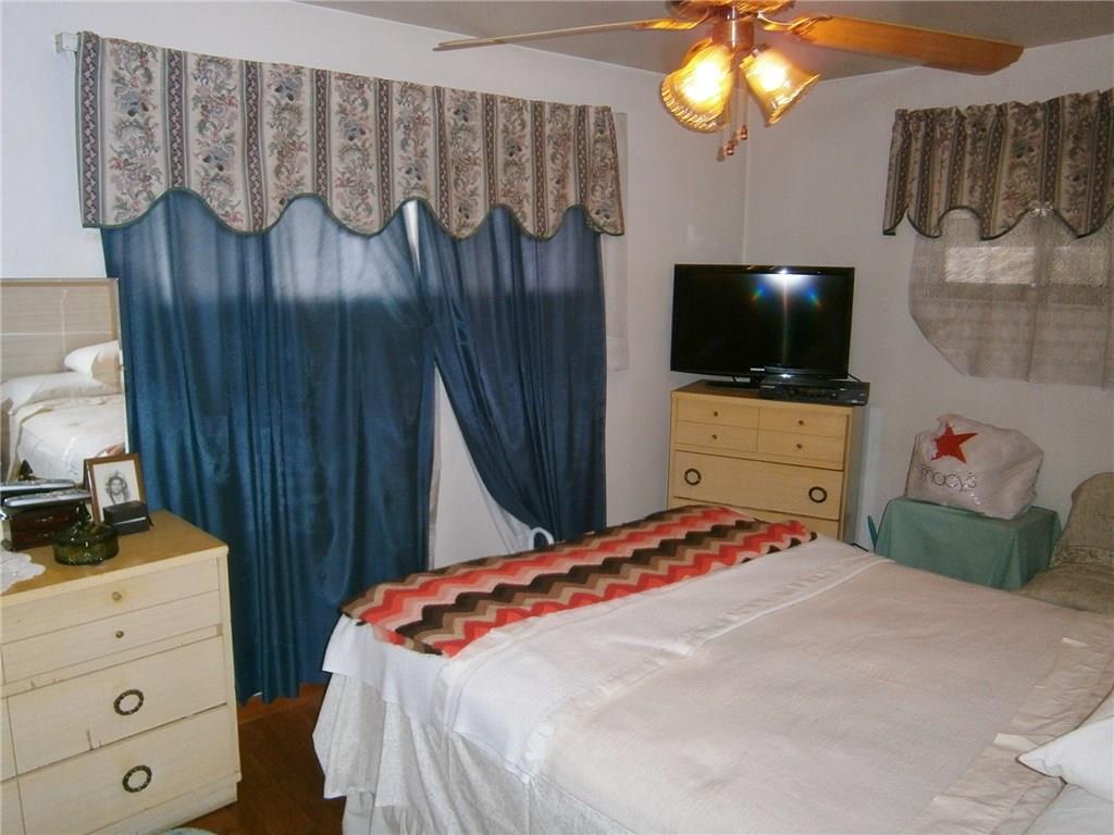 3400 Middletown Road Pittsburgh, PA 15204 - Photo 13 of 23 BEDROOM #2