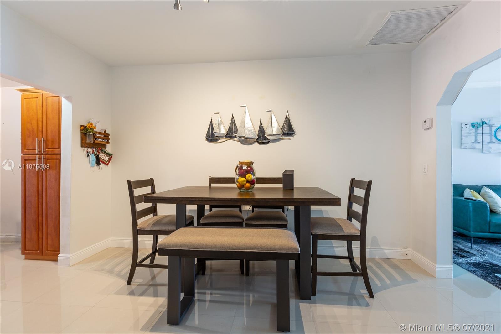 5935 Southwest 4th Street Miami, FL 33144 - Photo 14 of 50 Gallery Image 14