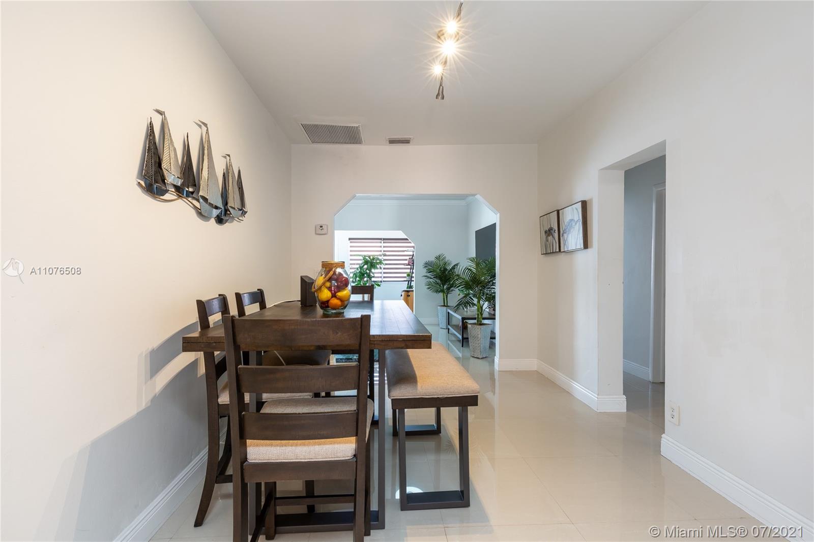 5935 Southwest 4th Street Miami, FL 33144 - Photo 15 of 50 Gallery Image 15
