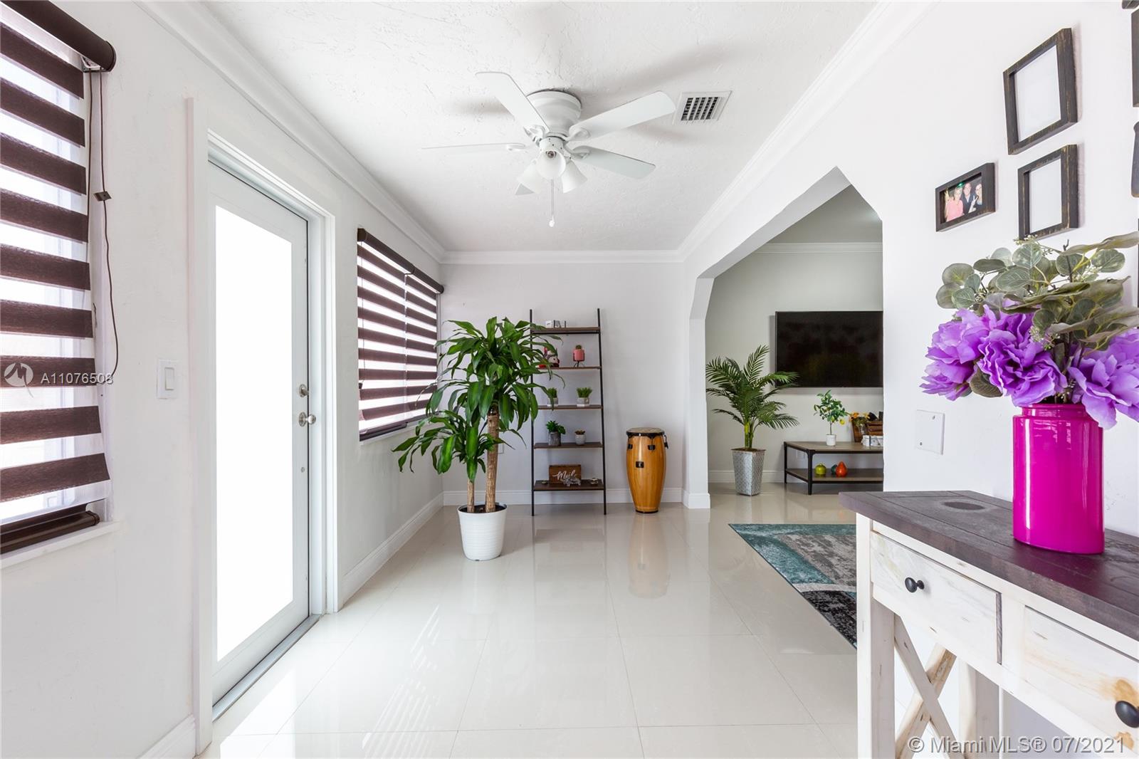 5935 Southwest 4th Street Miami, FL 33144 - Photo 6 of 50 Gallery Image 6