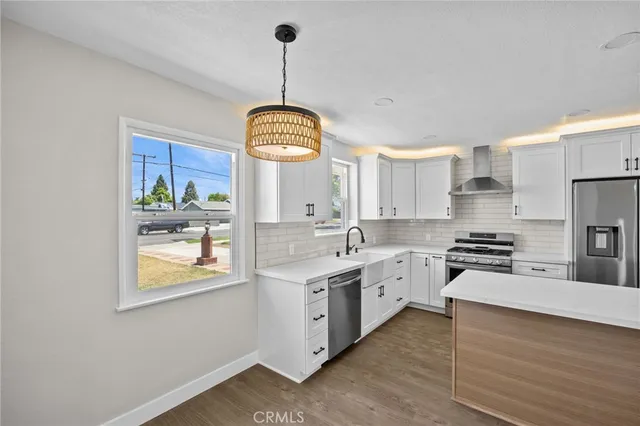 $1,299,998 | 1514 East Palm Avenue, Orange, CA 92867