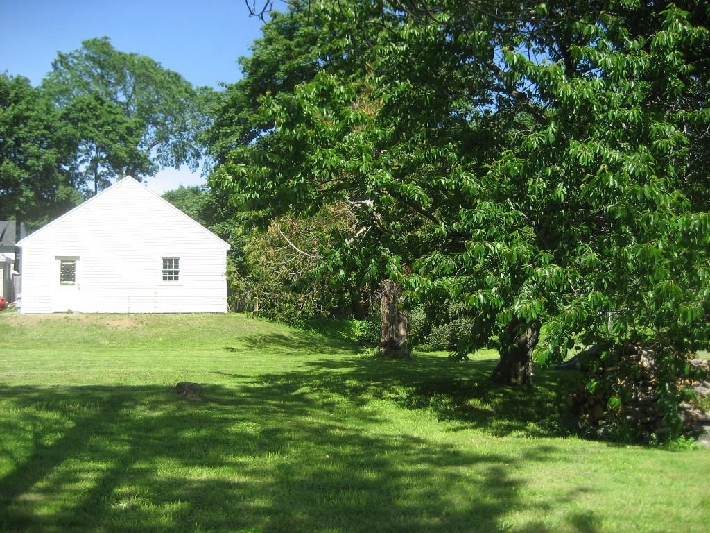 453 Old County Road Rockland, ME 04841 - Photo 4 of 32 Back yard