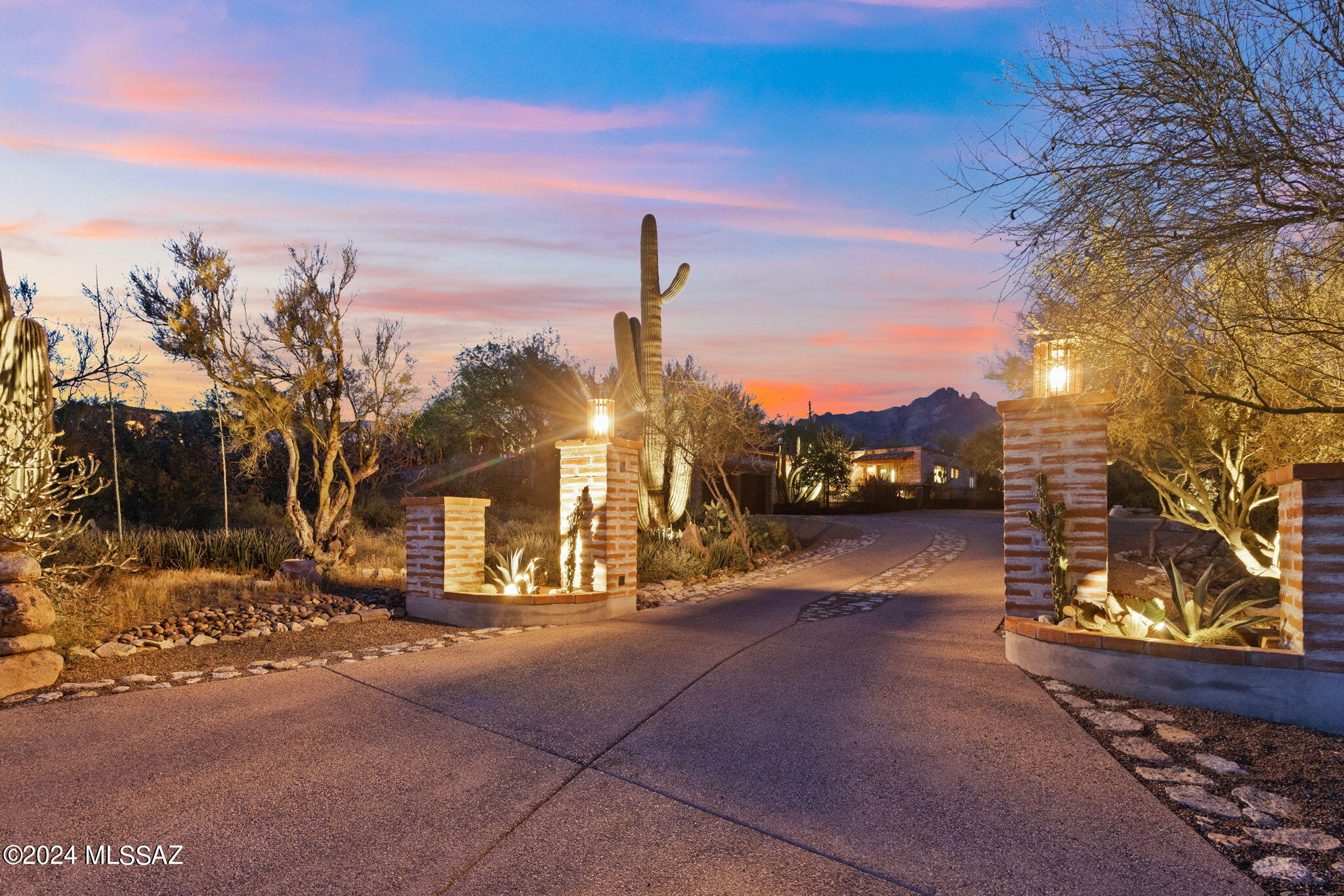 3005 East Cerrada Los Palitos Tucson, AZ 85718 - Photo 5 of 49