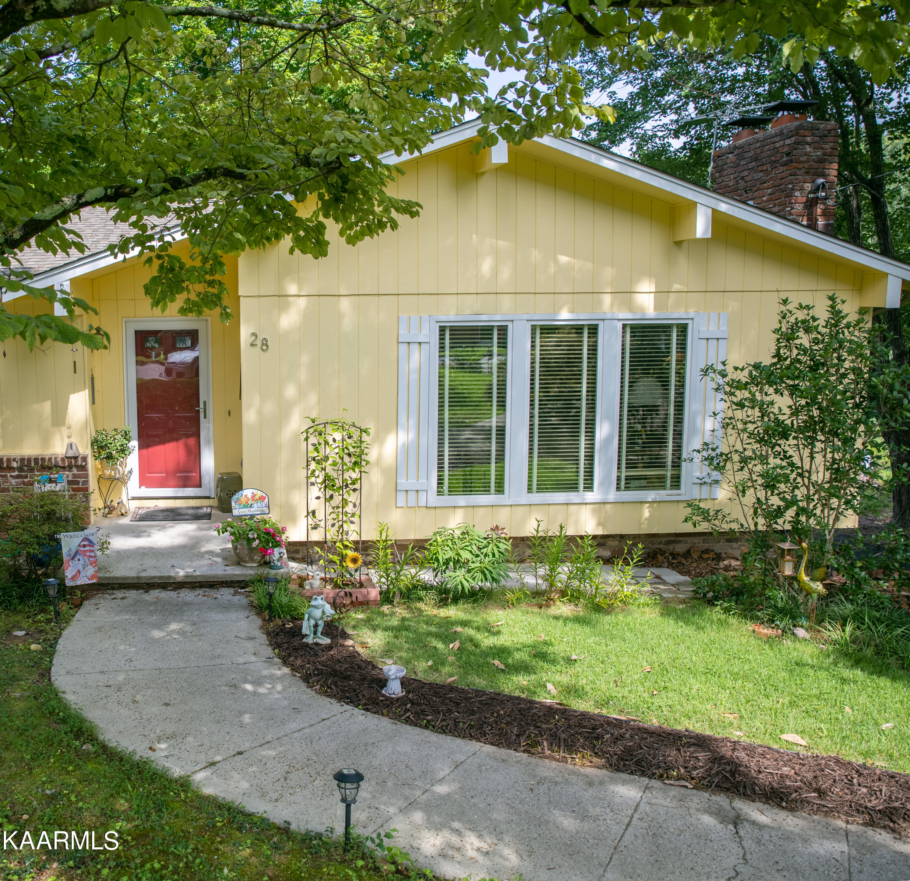28 Windhaven Lane Oak Ridge, TN 37830 - Photo 15 of 40 Windhaven Front Crop