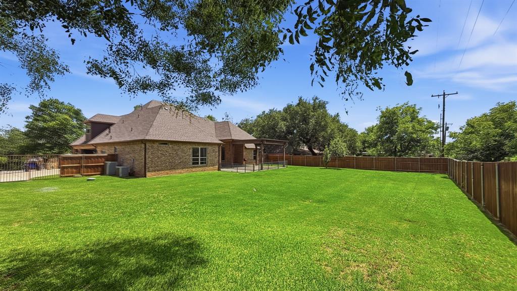 9709 Bellechase Road Granbury, TX 76049 - Photo 25 of 38