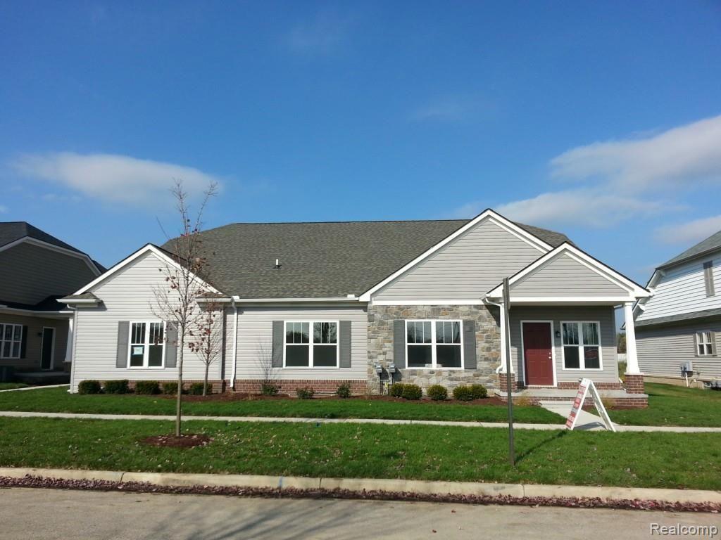 342 Brigg Street, Unit 78 Howell, MI 48855 - Photo 1 of 13 340-342.jpg