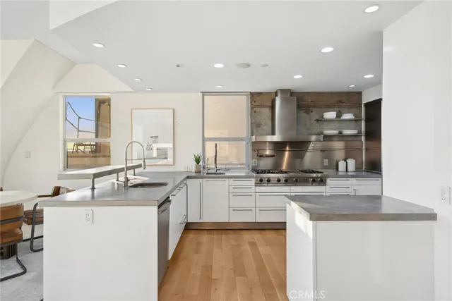 $50,000 | 2144 East Oceanfront, Newport Beach, CA 92661