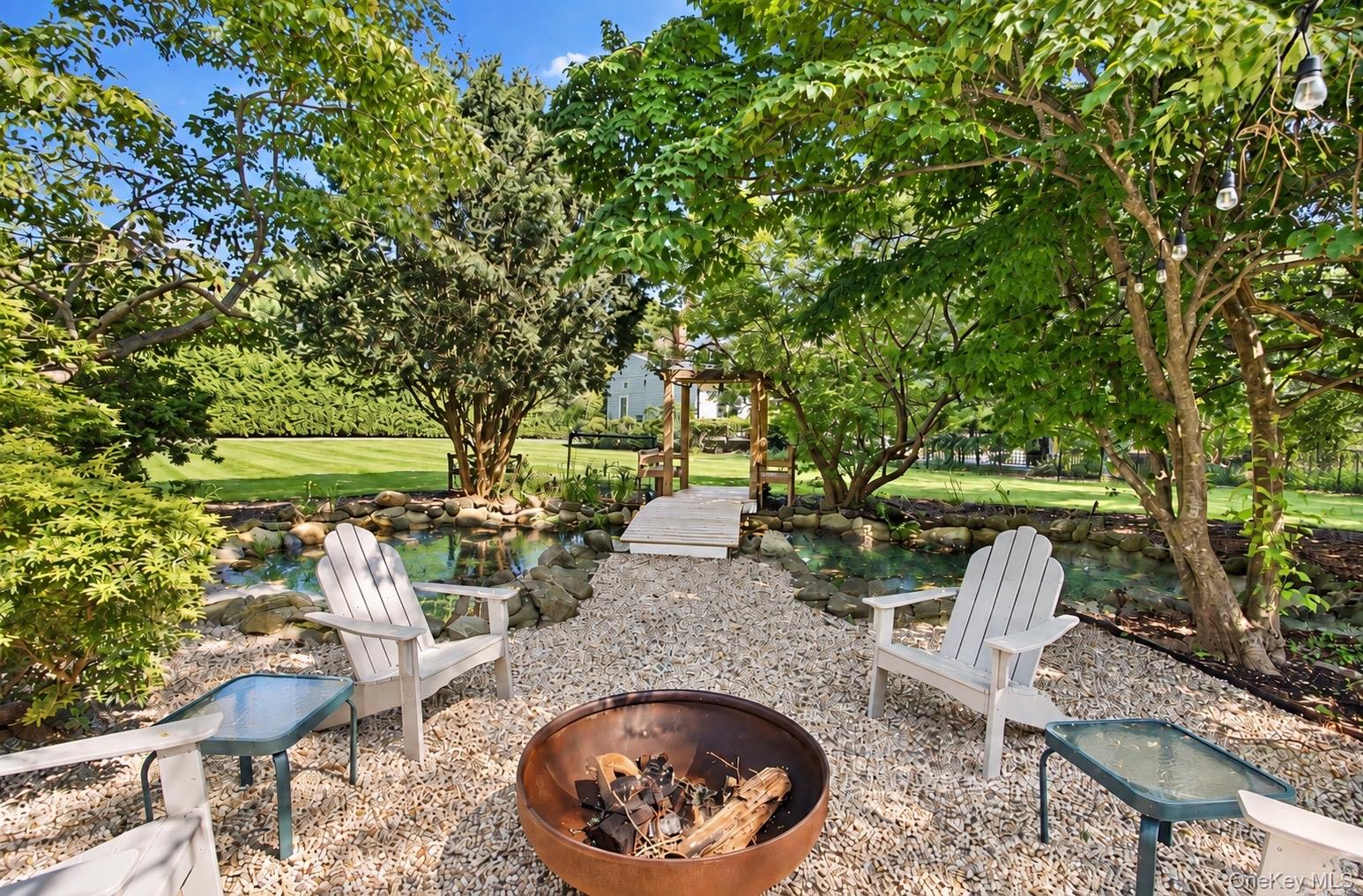 2 Tuckahoe Road Southampton, NY 11968 - Photo 4 of 15 Firepit area