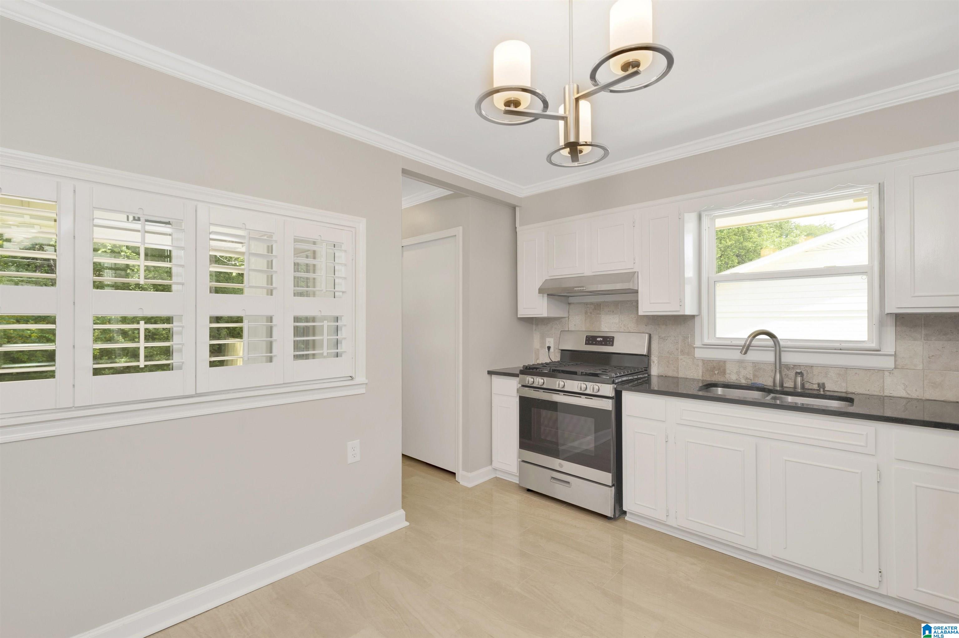 1620 Cresthill Road Birmingham, AL 35213 - Photo 20 of 32