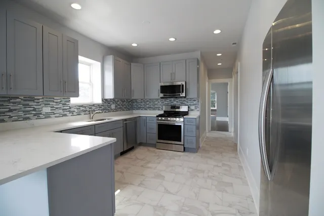 $2,400 | 4807 North Paulina Street, Unit 2, Chicago, IL 60640