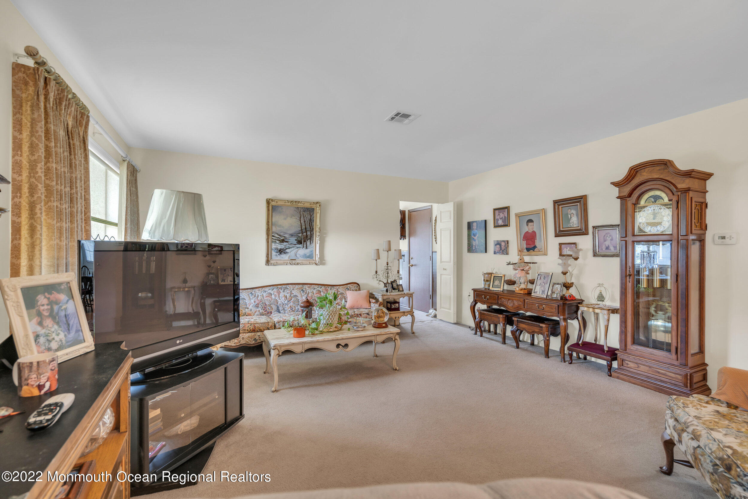 3 Gorginio Drive Toms River, NJ 08757 - Photo 8 of 27 008_5_2