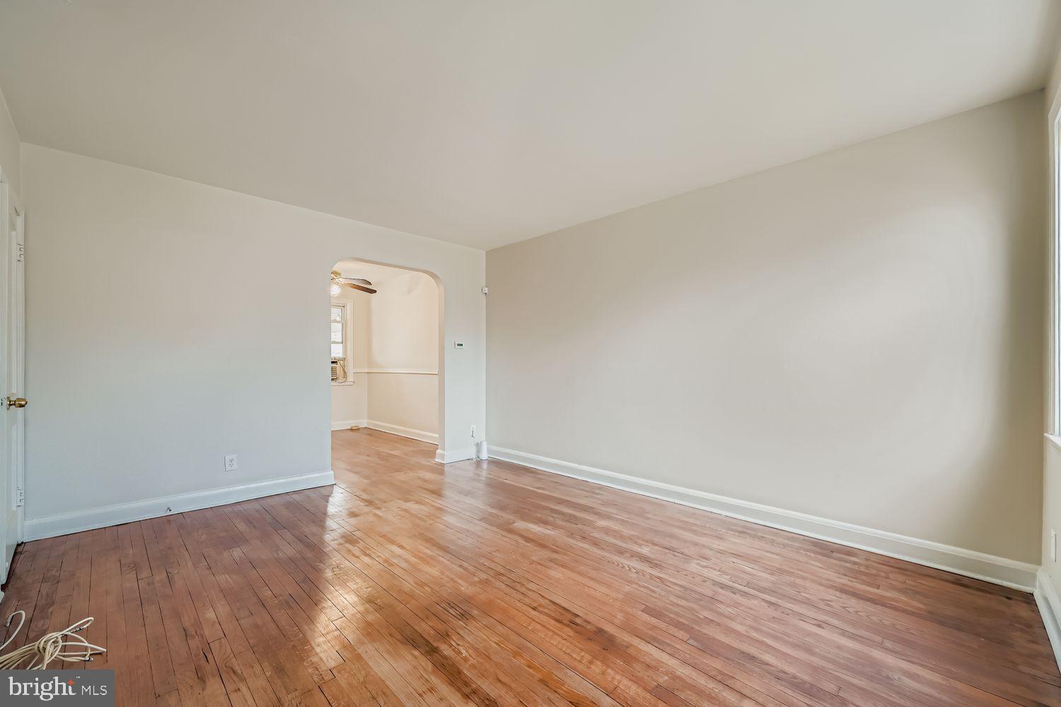 571 Welbrook Road Baltimore, MD 21221 - Photo 8 of 32 Room for Big Comfortable Furniture