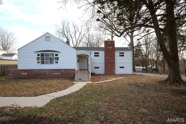 $182,500 | 906 West Jackson Street, Vandalia, IL 62471