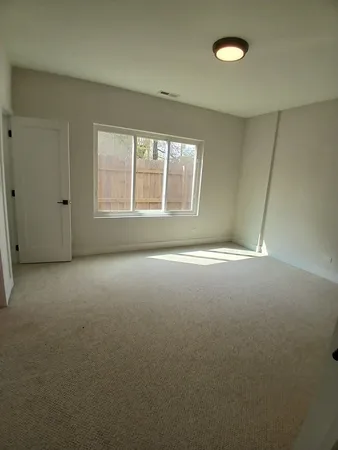 $2,750 | 4608 South Indiana Avenue, Unit 1, Chicago, IL 60653