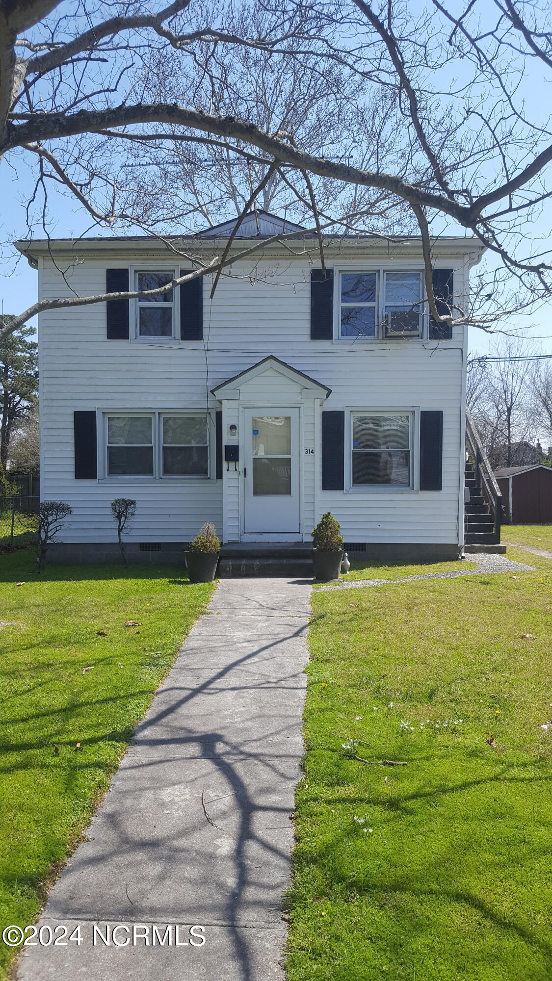 314 Culpepper Street, Unit B Elizabeth City, NC 27909 - Photo 1 of 10 Front of House