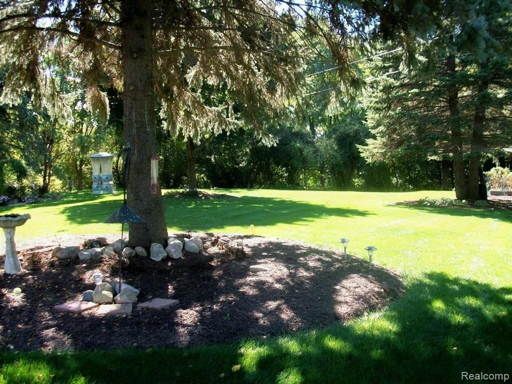 1896 Braemar Road Oakland, MI 48363 - Photo 15 of 19 braemar back view.jpg