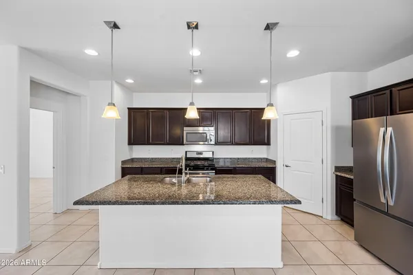 $2,100 | 2543 West Arroyo Way, San Tan Valley, AZ 85144