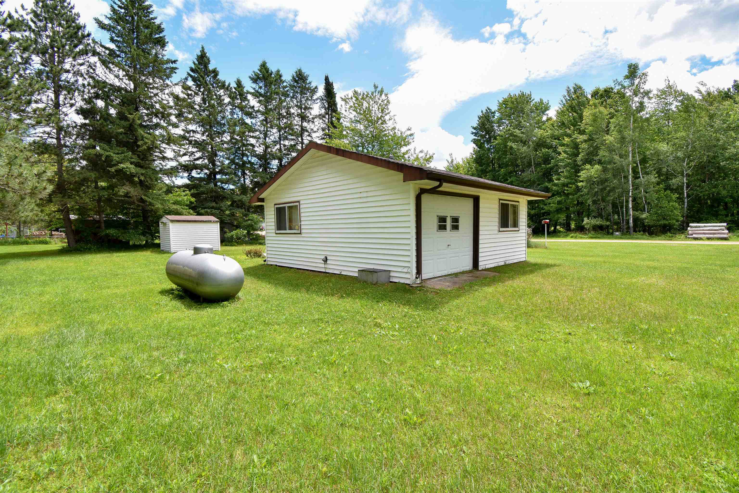 2633 Pioneer Road Stevens Point, WI 54482 - Photo 8 of 11