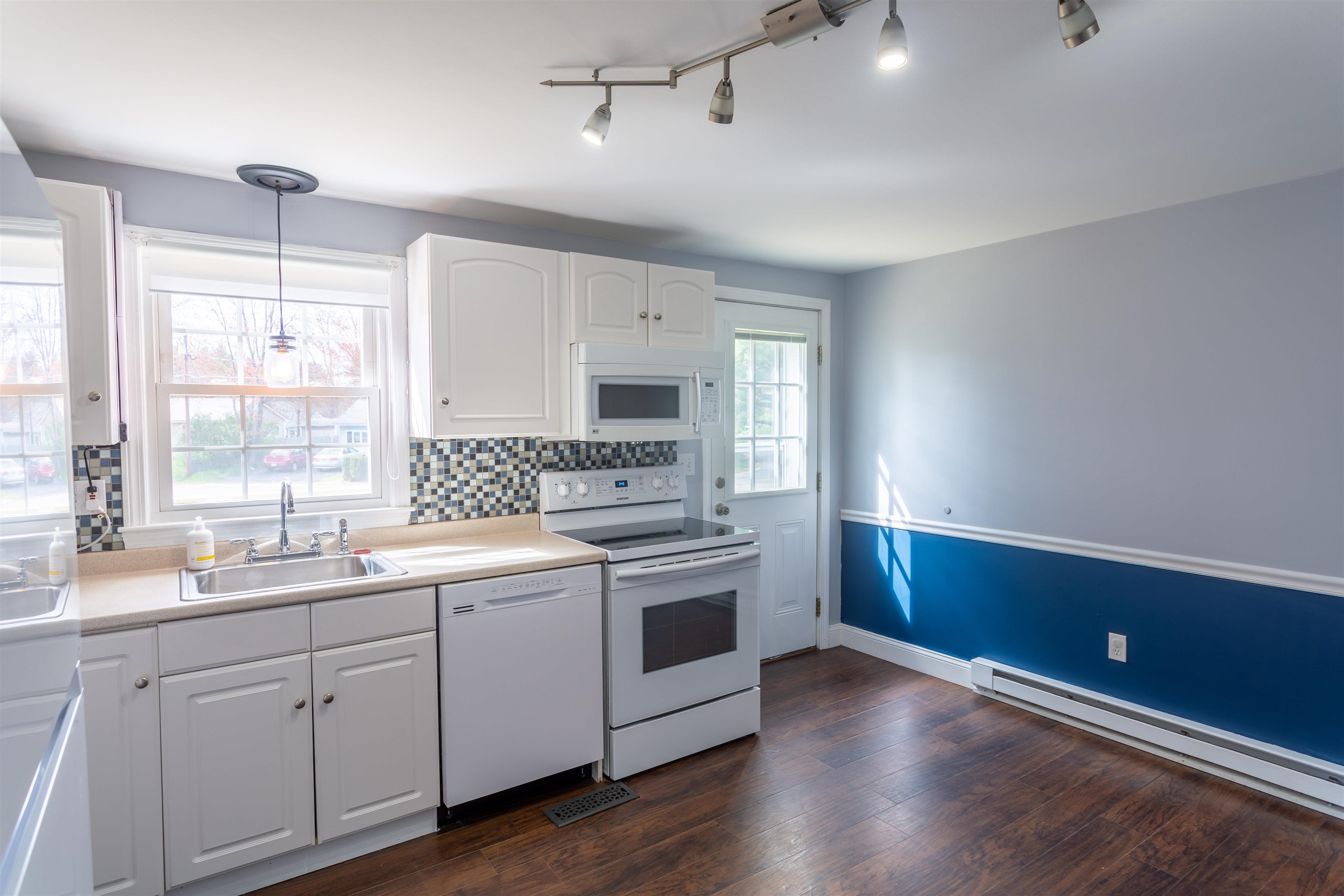 24 Townhouse Road Allenstown, NH 03275 - Photo 6 of 21 Gallery Image 6