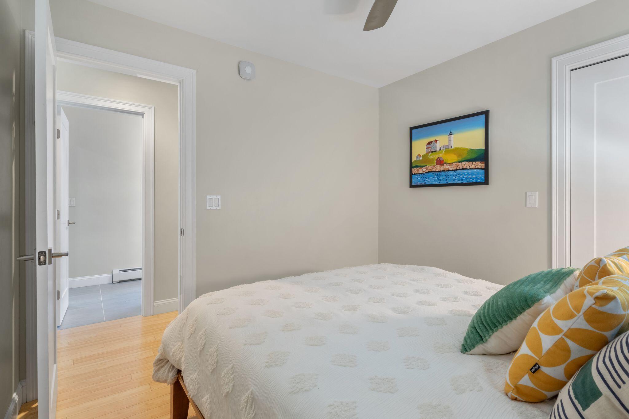 50 Myrtle Street Portland, ME 04101 - Photo 35 of 50 3rd Fl Bedroom