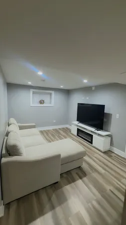 $1,500 | 5703 West Seminole Street, Unit GW, Chicago, IL 60646