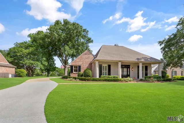 $749,900 | 18040 Cascades Avenue, St. George, LA 70810