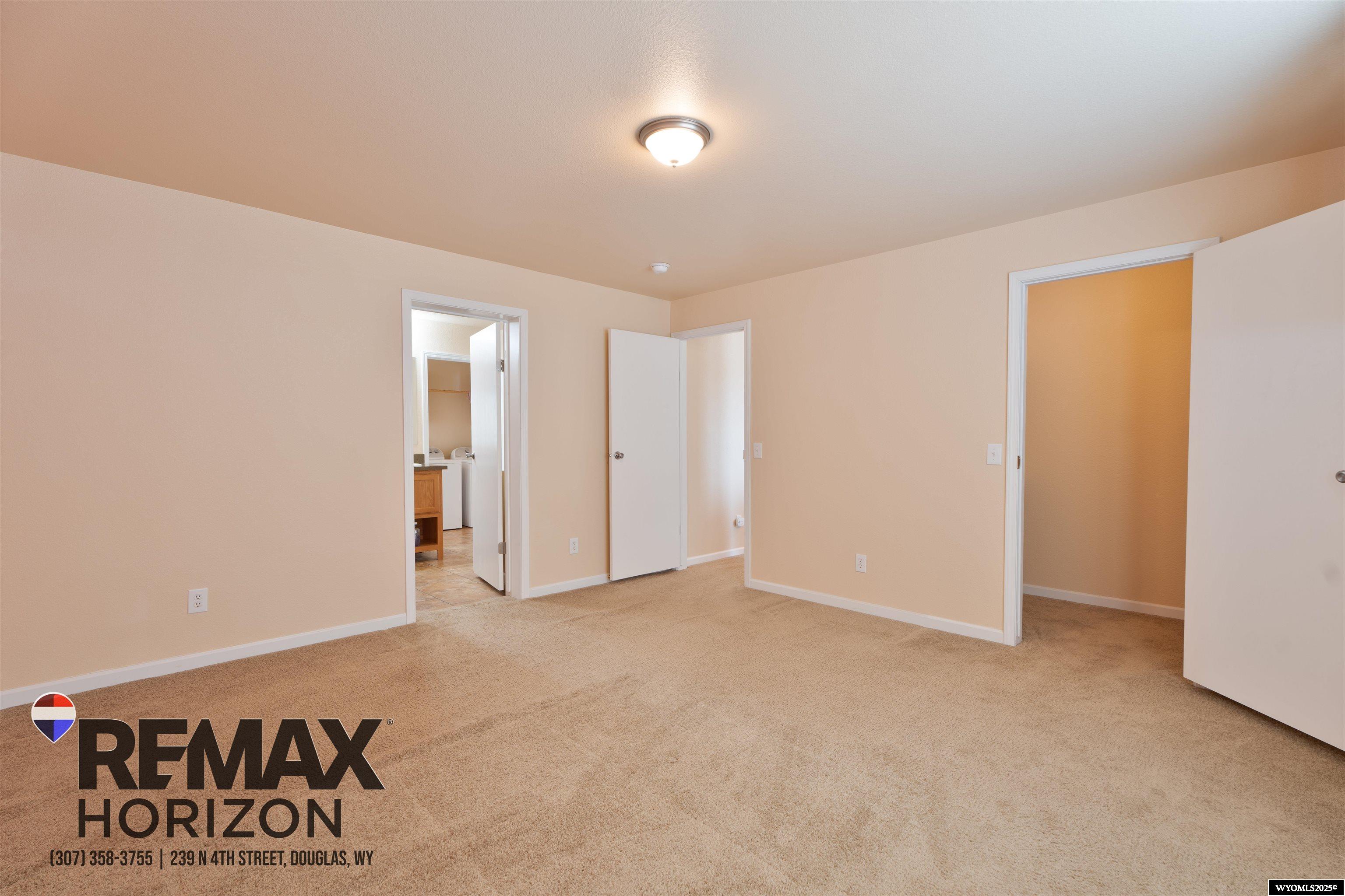 223 6th Street Glendo, WY 82213 - Photo 9 of 24