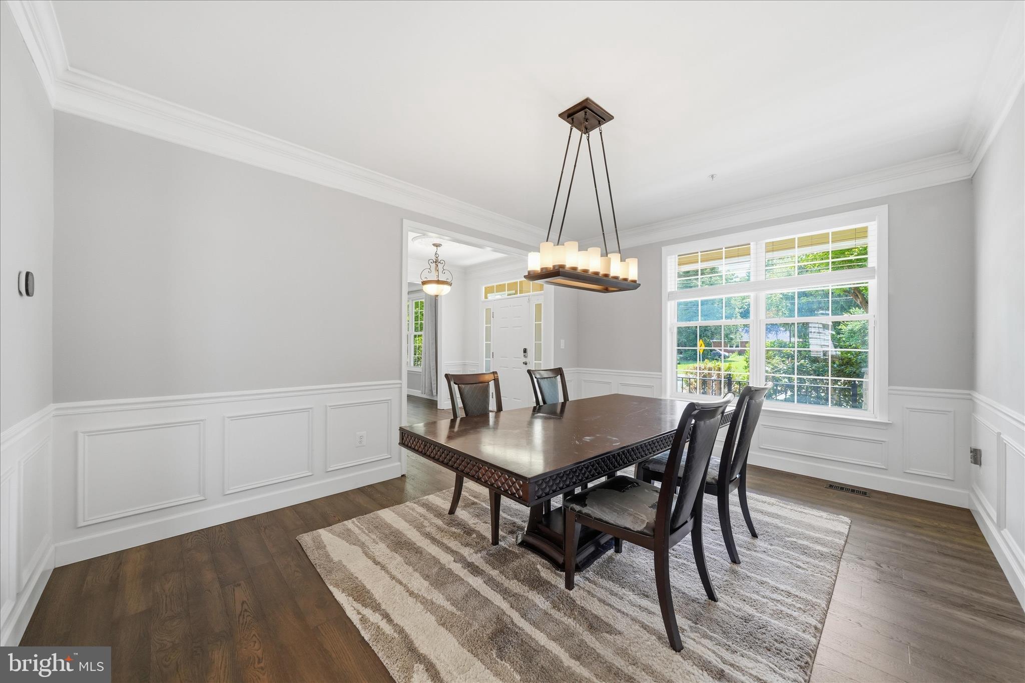 23121 Frederick Road Clarksburg, MD 20871 - Photo 9 of 48 Dining Room